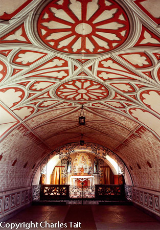 n082v.  italian chapel interior 